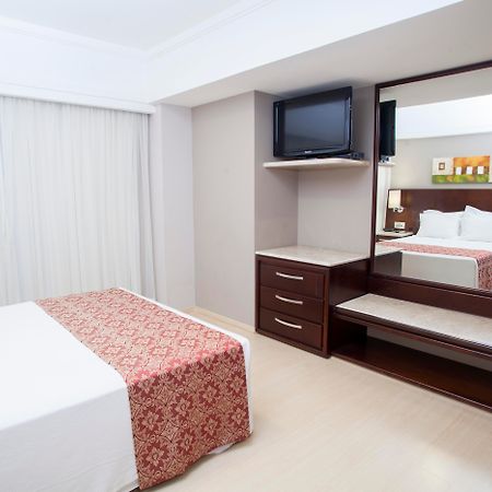 Bourbon Londrina Hotel Buitenkant foto