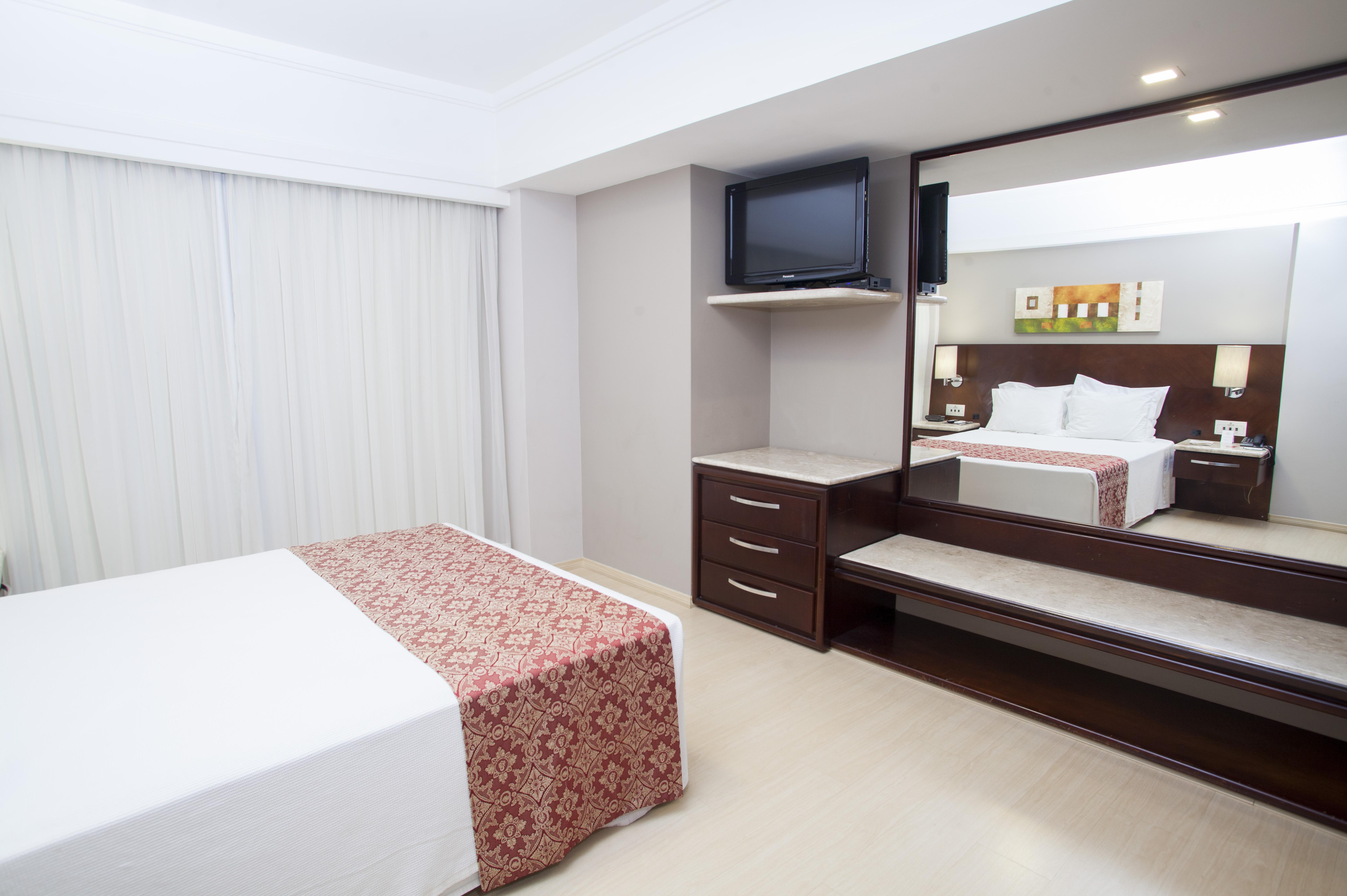 Bourbon Londrina Hotel Buitenkant foto